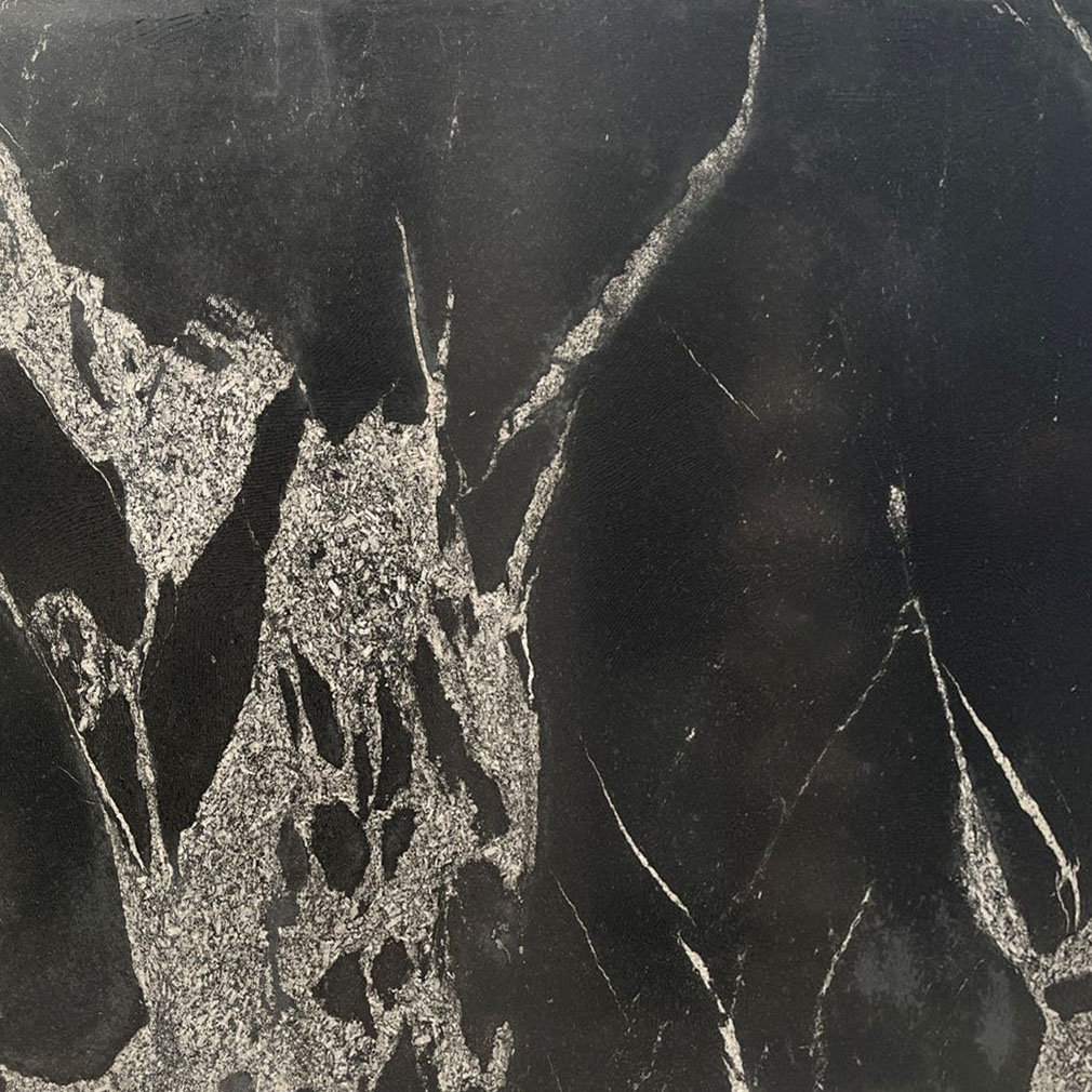 Granito Black Mamba Cepillado